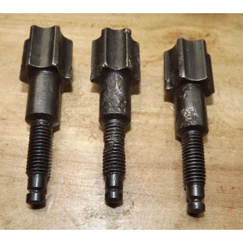 Śruba dwójnogu MG34