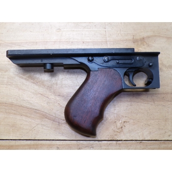 Chwyt z mechanizmem spustowym pistolet maszynowy Thompson M1